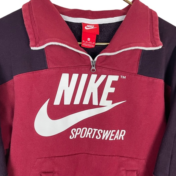 Nike Sportswear Colorblock Graphic Athletic Performance Pullover Sweatshirt - Picture 6 of 16